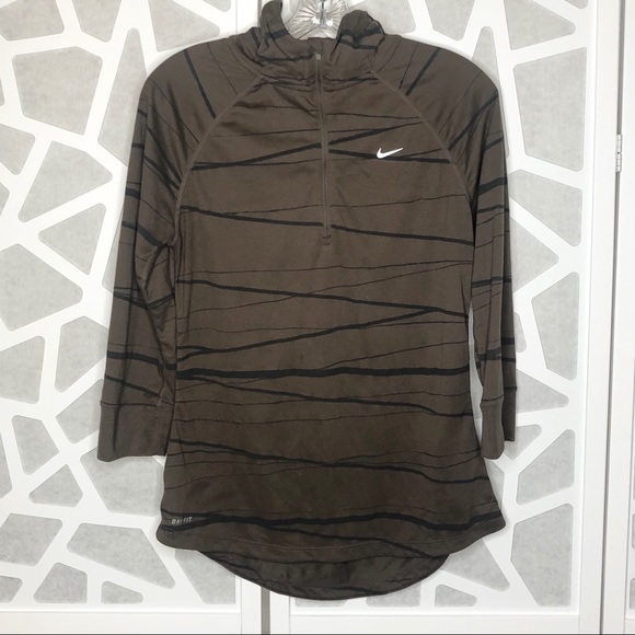 nike run stripe jacket